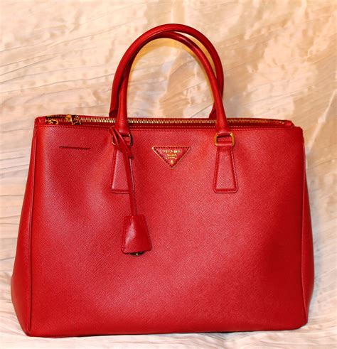 borsa prada oro|borsa prada outlet online.